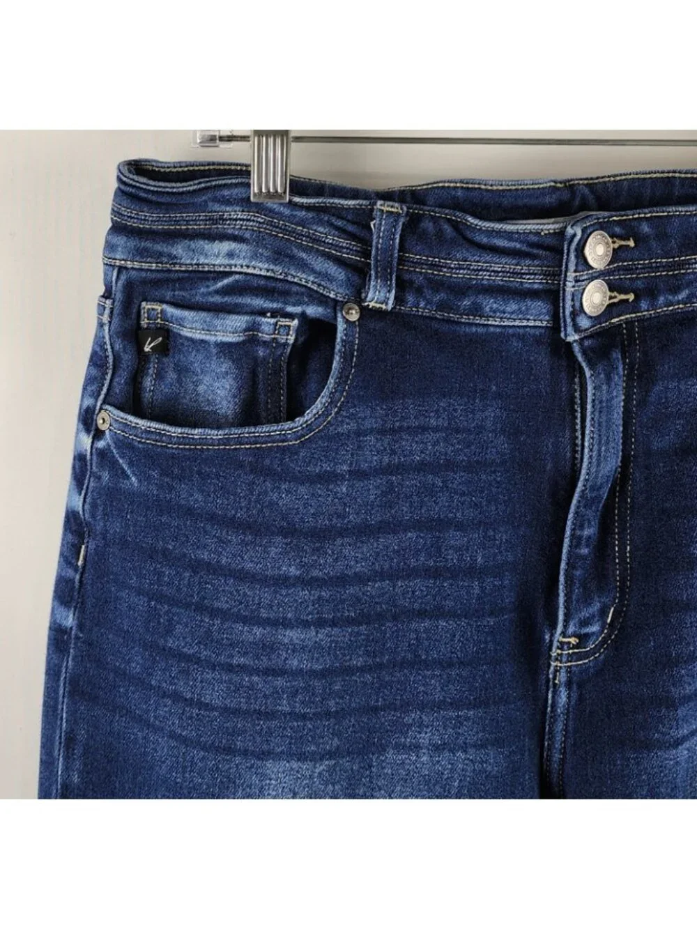 KanCan Jeans Womens 31x26 Blue High Rise Distressed Cropped Denim 128035
